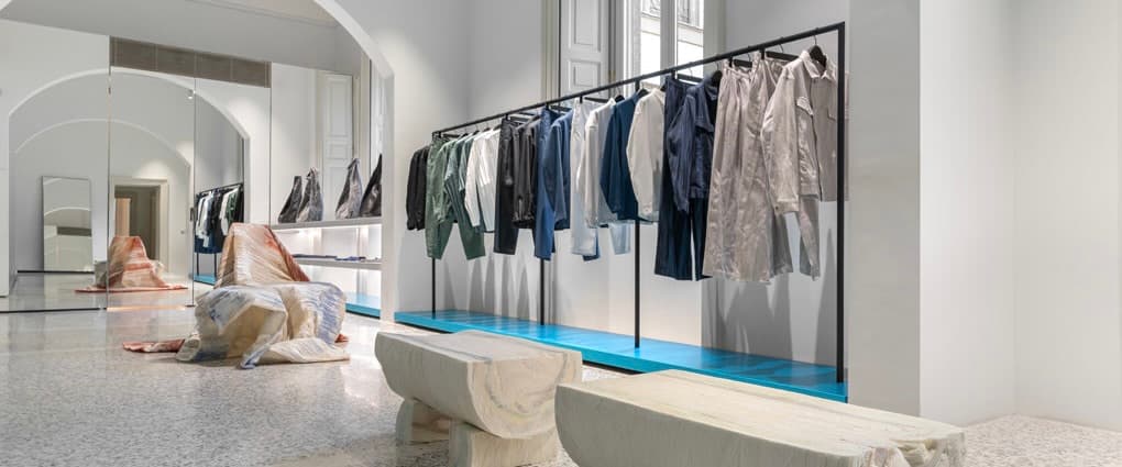 ISSEY MIYAKEは、なぜ服をつくったあとの紙を展示したのか