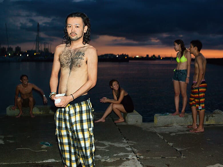 《okinawan portraits 2012-2016》OP2.0006178 宜野湾, 2016 © Ryuichi Ishikawa