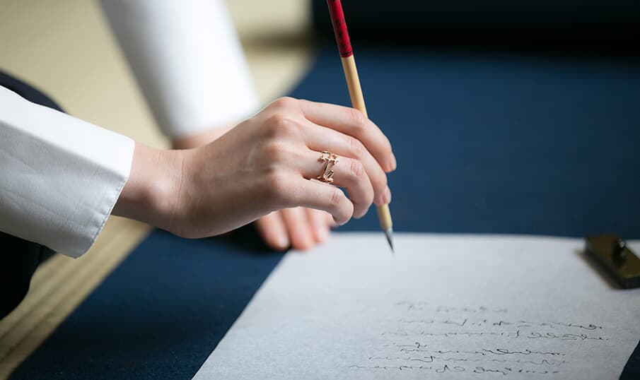 日本の伝統と美意識を身に着けるアクセサリー「Hiragana」