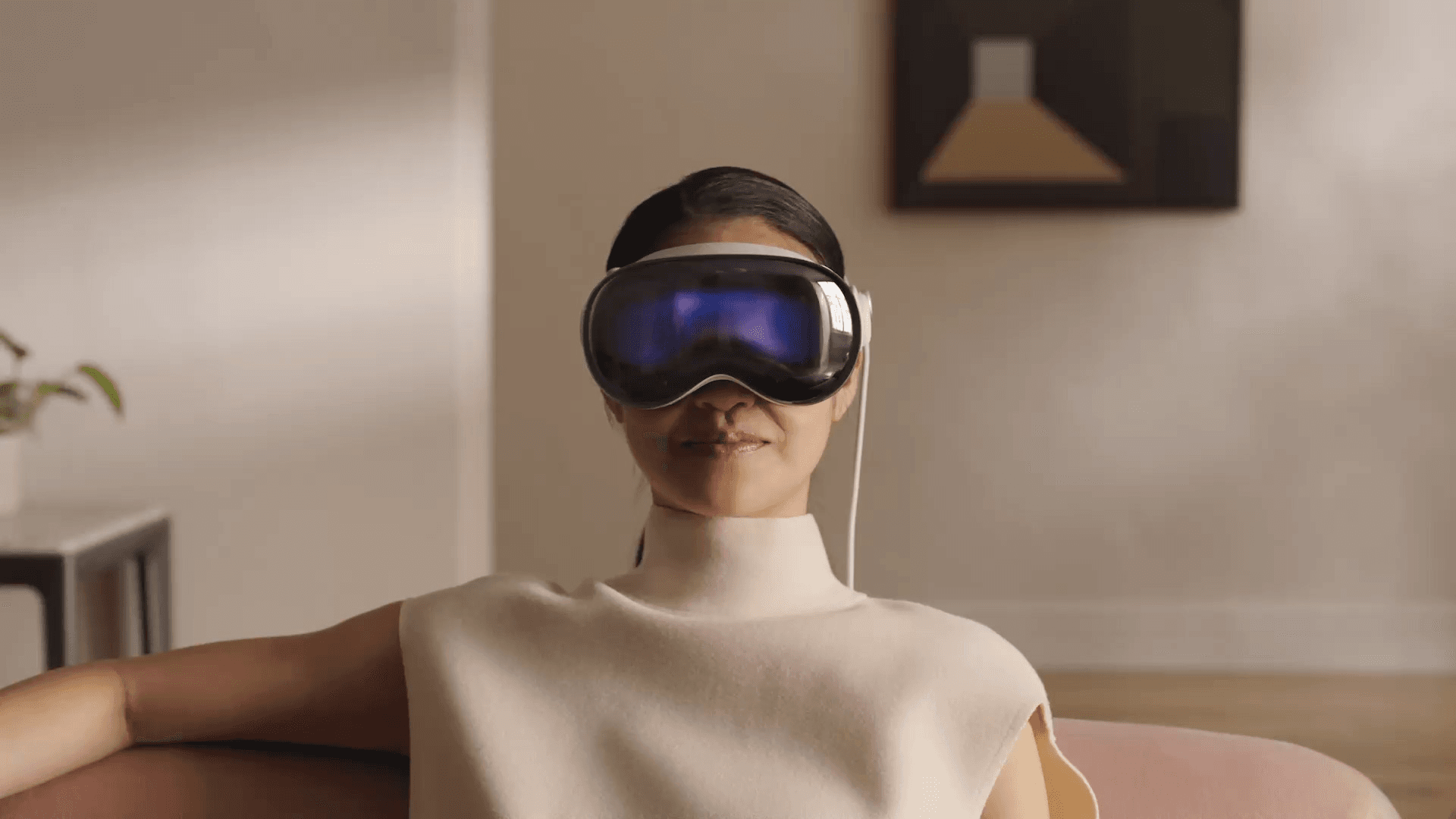 AppleのVisionProをかけた女性